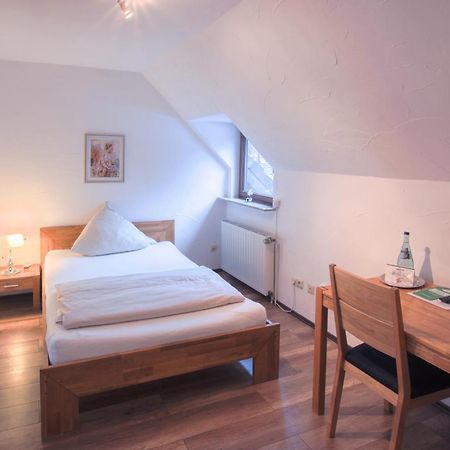 Hotel Ovelgoenner Hof Букстехуде Екстериор снимка