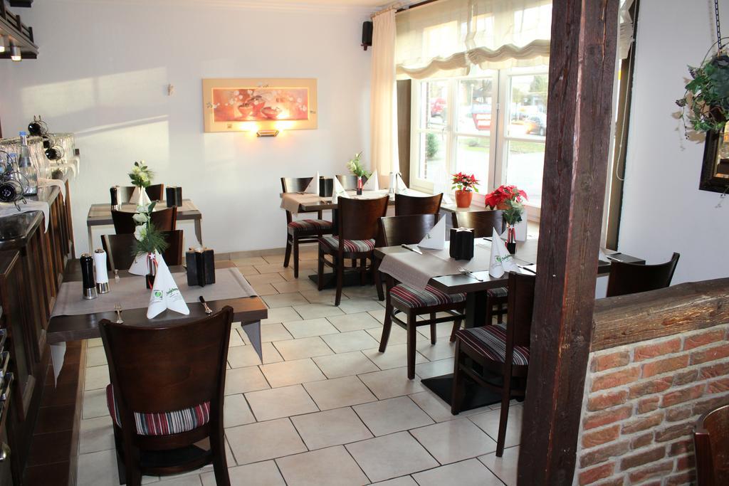 Hotel Ovelgoenner Hof Букстехуде Екстериор снимка