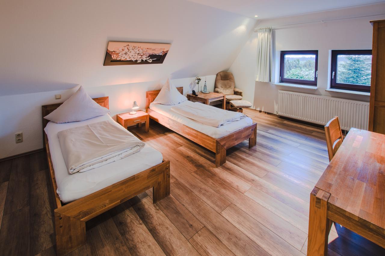 Hotel Ovelgoenner Hof Букстехуде Екстериор снимка